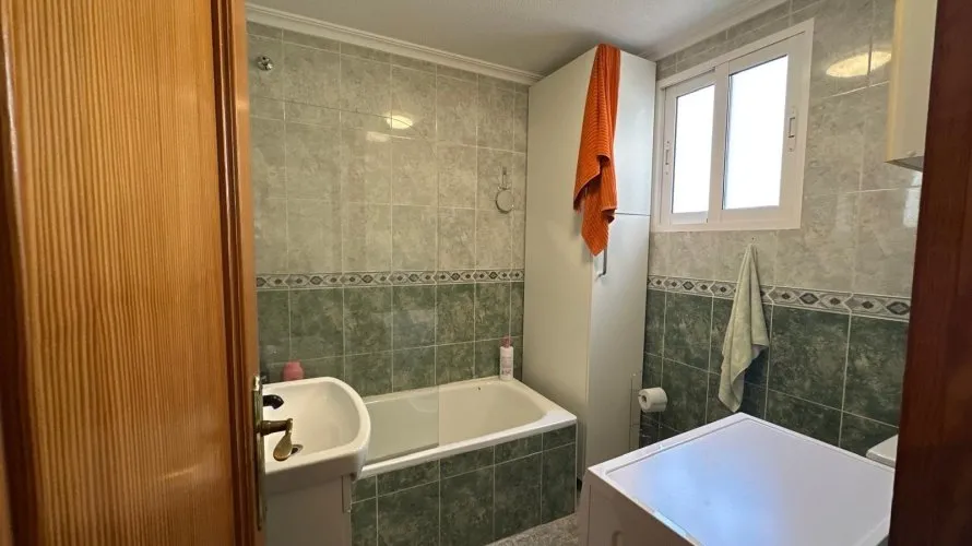 Apartamento de 1 dormitorio en Torrevieja, Spain No. 2121 № 10