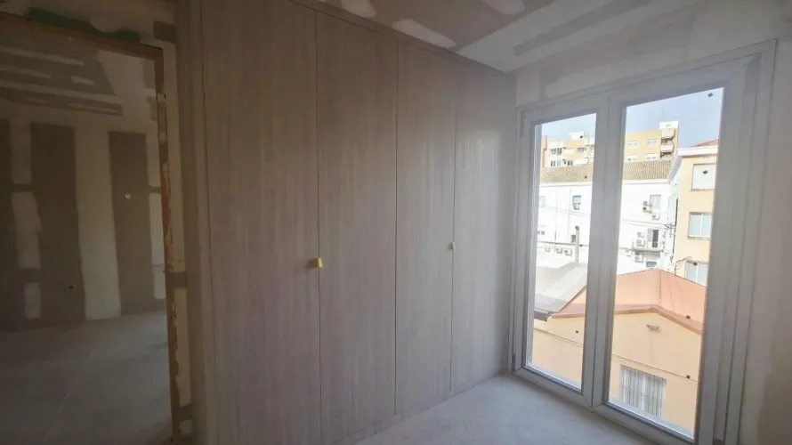Apartamento de 2 dormitorios en Alicante, Spain No. 1736 № 15