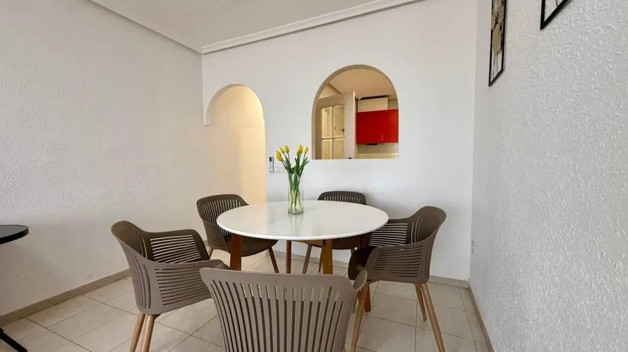 Apartamento de 2 dormitorios en Torrevieja, Spain No. 2082 № 24