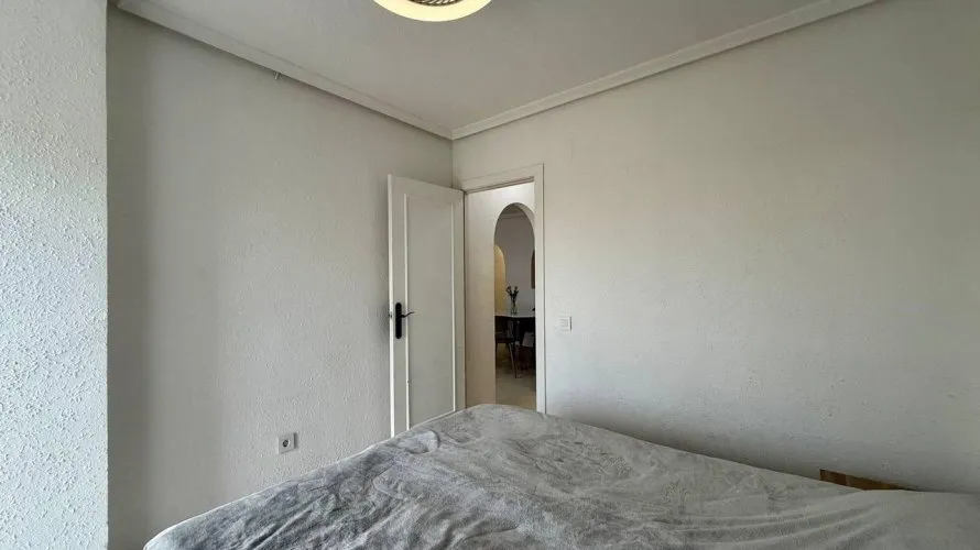 Apartamento de 2 dormitorios en Torrevieja, Spain No. 2082 № 14