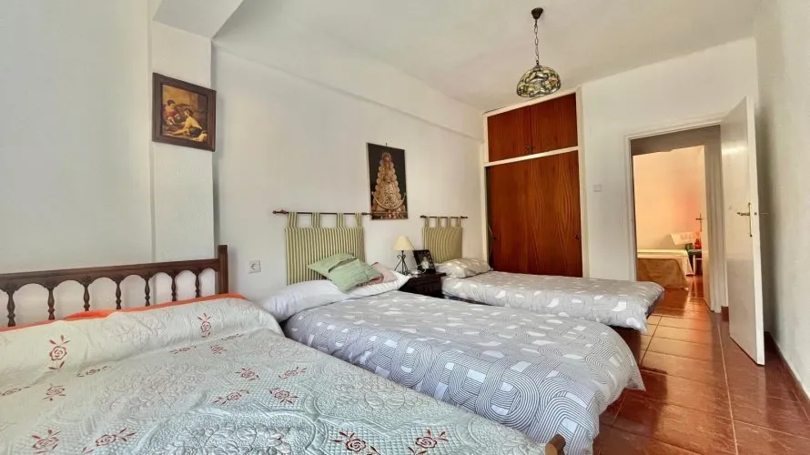Apartamento de 3 dormitorios en Torrevieja, Spain No. 2060 № 11