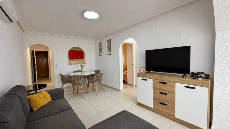 Apartamento de 2 dormitorios en Torrevieja, Spain No. 2082 № 20