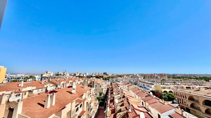 Ático de 1 dormitorio en Torrevieja, Spain No. 2198 № 6