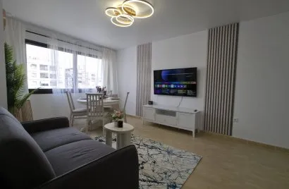 Apartamento de 3 dormitorios en Torrevieja, Spain No. 2013