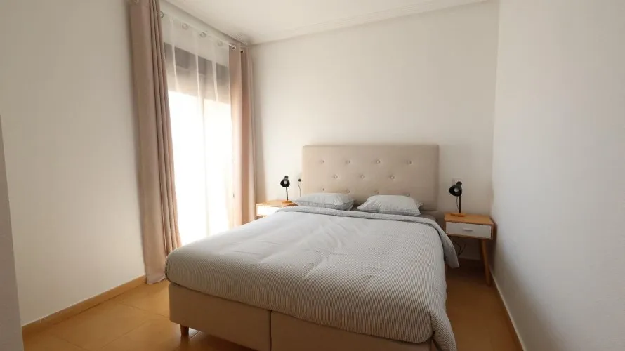 Apartamento de 2 dormitorios en La Zenia, Spain No. 1983 № 10