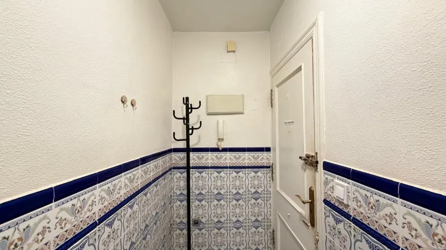 Apartamento de 1 dormitorio en Torrevieja, Spain No. 2080 № 25