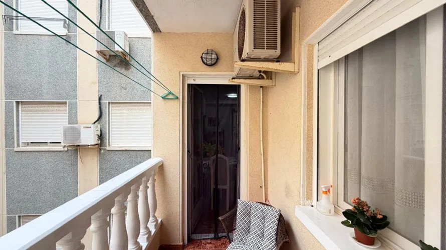 Apartamento de 1 dormitorio en Torrevieja, Spain No. 2118 № 5
