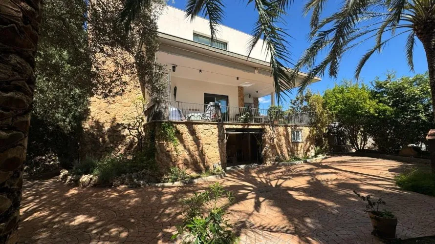 Villa de 4 dormitorios en Riba-roja de Túria, Spain No. 1936 № 4