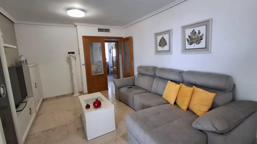 Apartamento de 136m² en Benidorm, Spain No. 2429 № 4