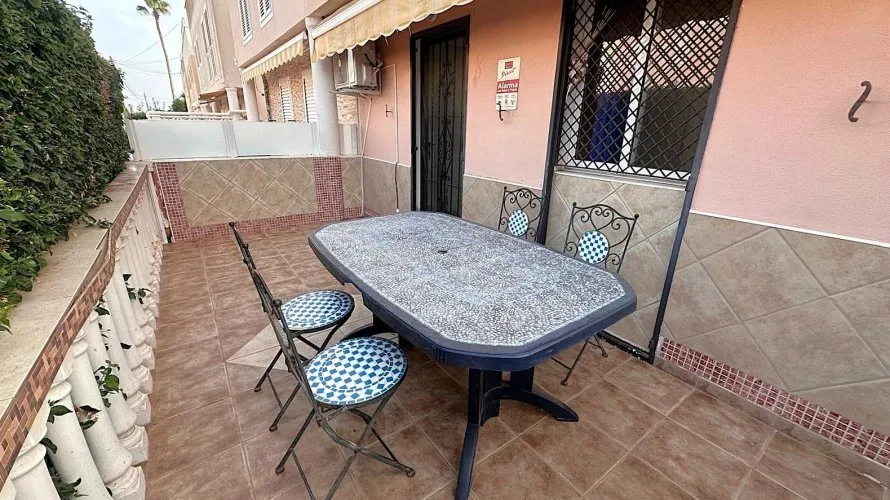 Сasa de 1 dormitorio en Guardamar del Segura, Spain No. 2430 № 1
