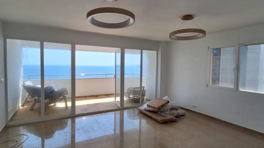 Apartamento de 3 dormitorios en Benidorm, Spain No. 2314 № 12