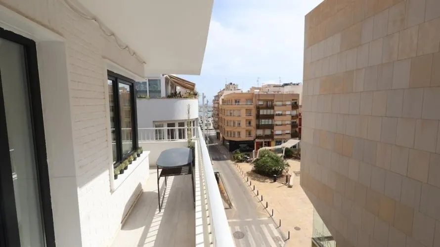 Ático de 3 dormitorios en Torrevieja, Spain No. 2472 № 14