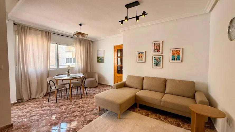 Apartamento de 2 dormitorios en Torrevieja, Spain No. 2334 № 28