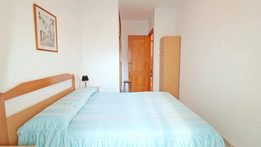 Apartamento de 2 dormitorios en Torrevieja, Spain No. 2483 № 1