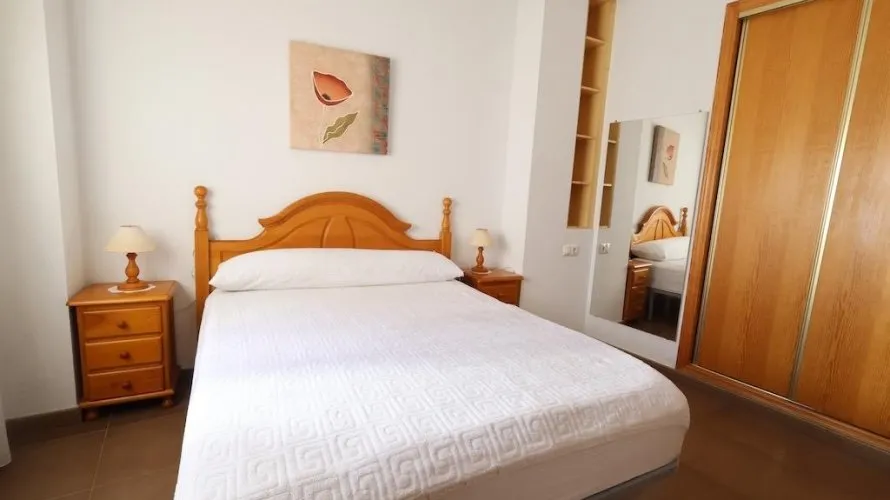 Apartamento de 1 dormitorio en Torrevieja, Spain No. 2409 № 4