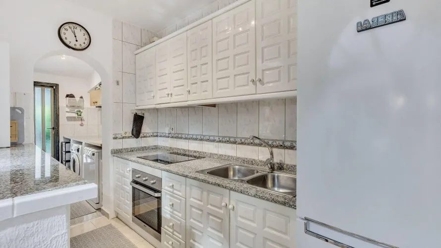Сasa de 42m² en Alicante, Spain No. 2454 № 9