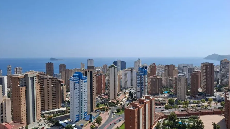Apartamento de 136m² en Benidorm, Spain No. 2429 № 3