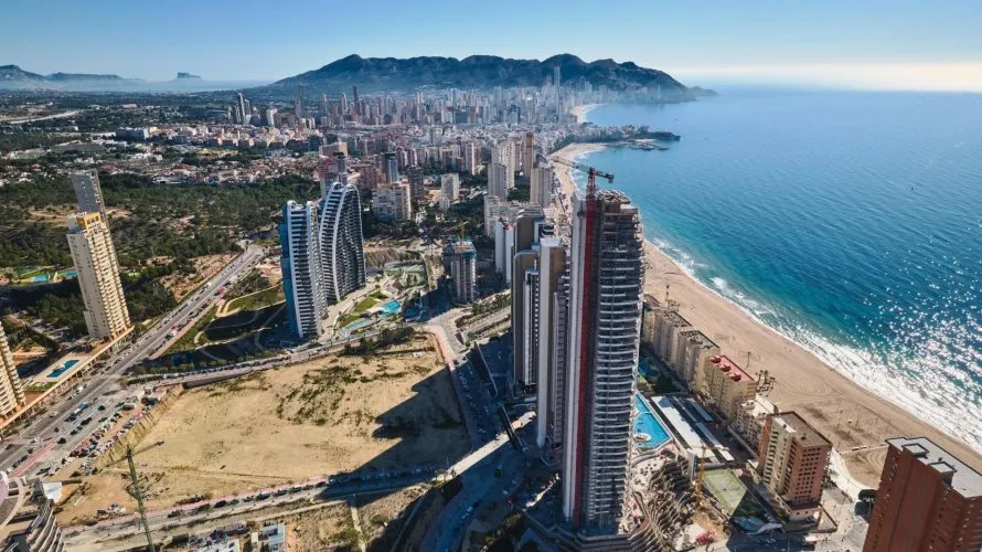 Apartamento de 2 dormitorios en Benidorm, Spain No. 2399 № 19