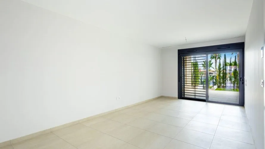 Apartamento de 146m² en La Zenia, Spain No. 2328 № 3