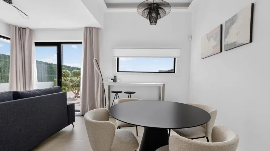 Villa de 178m² en Guardamar del Segura, Spain No. 2321 № 24