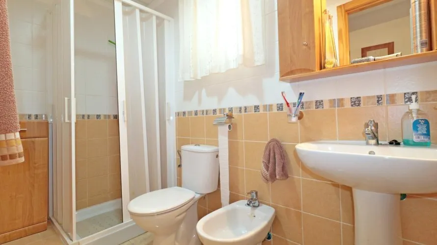 Apartamento de 2 dormitorios en Torrevieja, Spain No. 2486 № 11