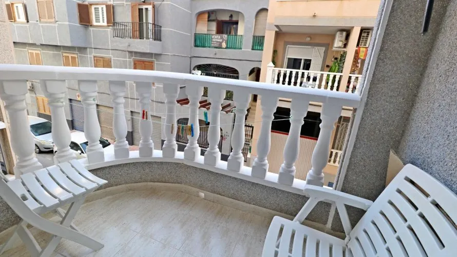Apartamento de 2 dormitorios en Torrevieja, Spain No. 2483 № 8
