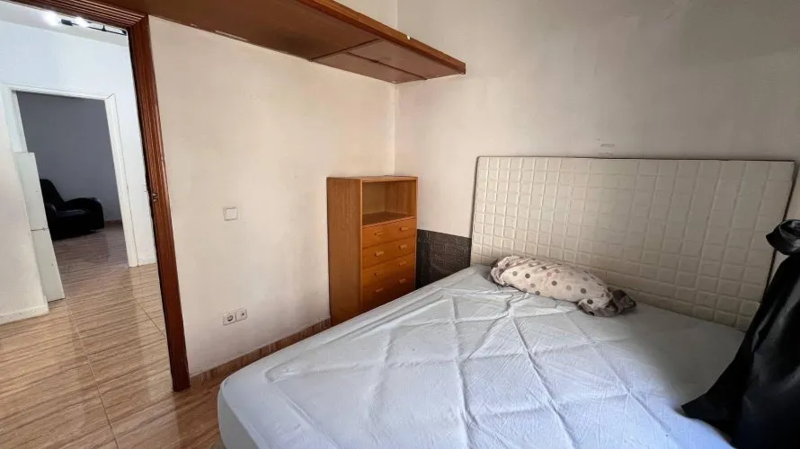 Apartamento de 2 dormitorios en Madrid, Spain No. 2331 № 5