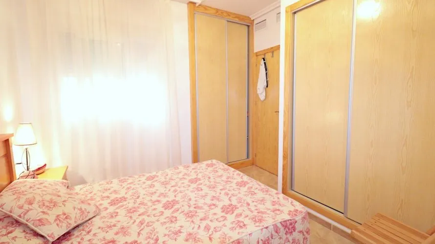 Apartamento de 2 dormitorios en Torrevieja, Spain No. 2486 № 8