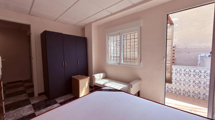 Apartamento de 2 dormitorios en Alicante, Spain No. 2434 № 7
