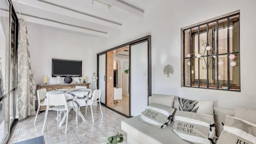 Сasa de 42m² en Alicante, Spain No. 2454 № 2
