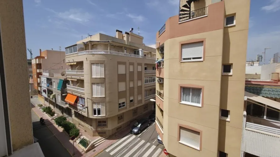 Apartamento de 1 dormitorio en Torrevieja, Spain No. 2379 № 5