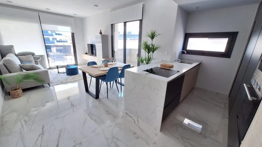 Apartamento de 2 dormitorios en Torrevieja, Spain No. 2423 № 10