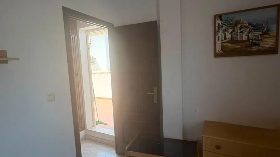 Apartamento de 1 dormitorio en Torrevieja, Spain No. 2474 № 10