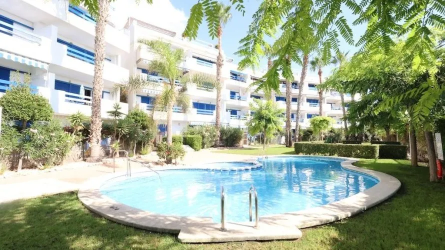 Apartamento de 63m² en Alicante, Spain No. 2427