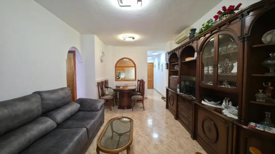 Apartamento de 3 dormitorios en Torrevieja, Spain No. 2533 № 16
