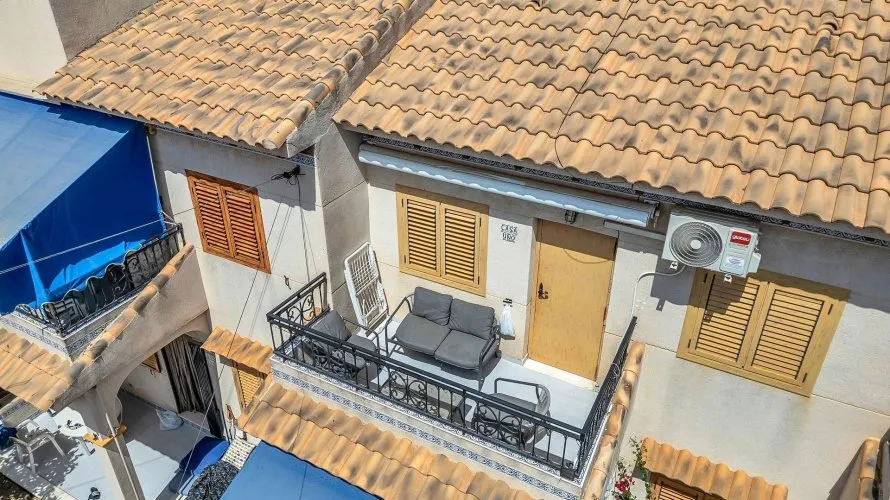 Apartamento de 55m² en Torrevieja, Spain No. 2643 № 7