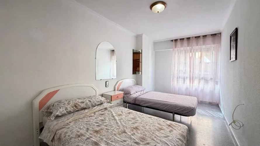 Apartamento de 2 dormitorios en Torrevieja, Spain No. 2629 № 21