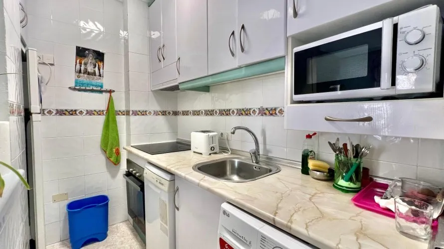 Apartamento de 1 dormitorio en Torrevieja, Spain No. 2640 № 8