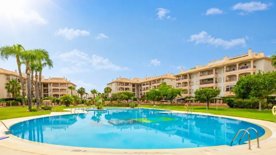 Apartamento de 79m² en Alicante, Spain No. 2647 № 1