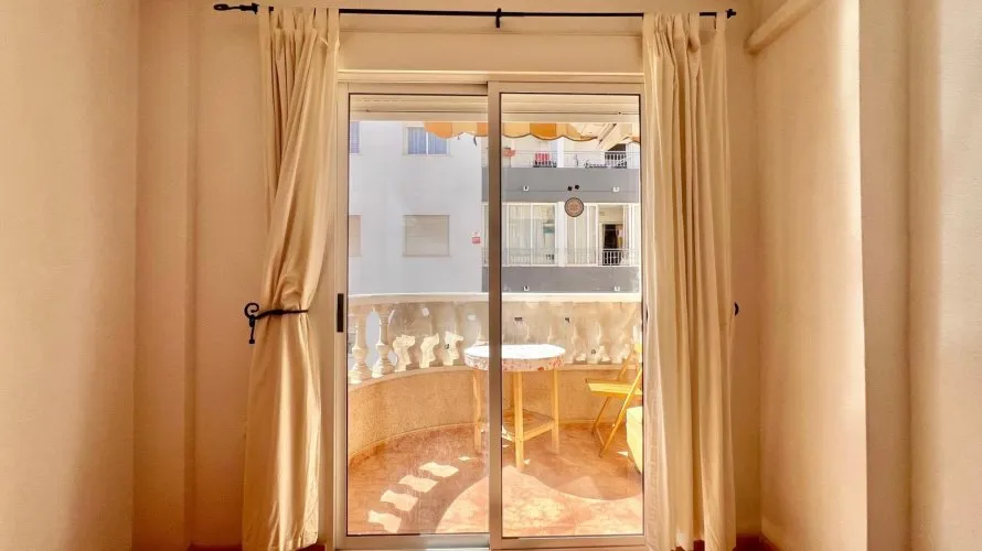 Apartamento de 1 dormitorio en Torrevieja, Spain No. 2622 № 24