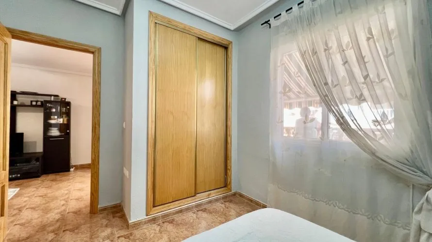 Apartamento de 1 dormitorio en Torrevieja, Spain No. 2639 № 9