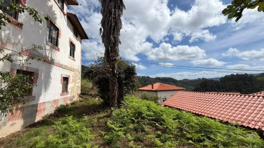 Сasa de 5 dormitorios en Salas, Spain No. 2633 № 26