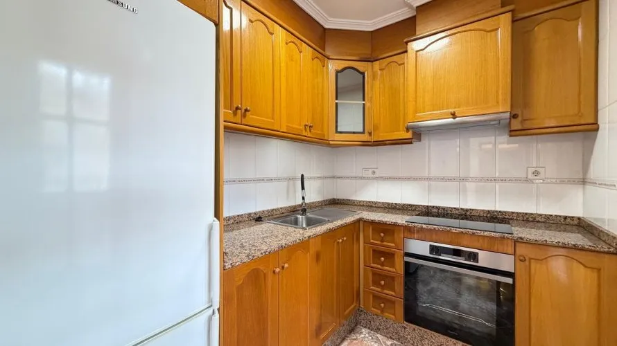 Apartamento de 2 dormitorios en Torrevieja, Spain No. 2635 № 15