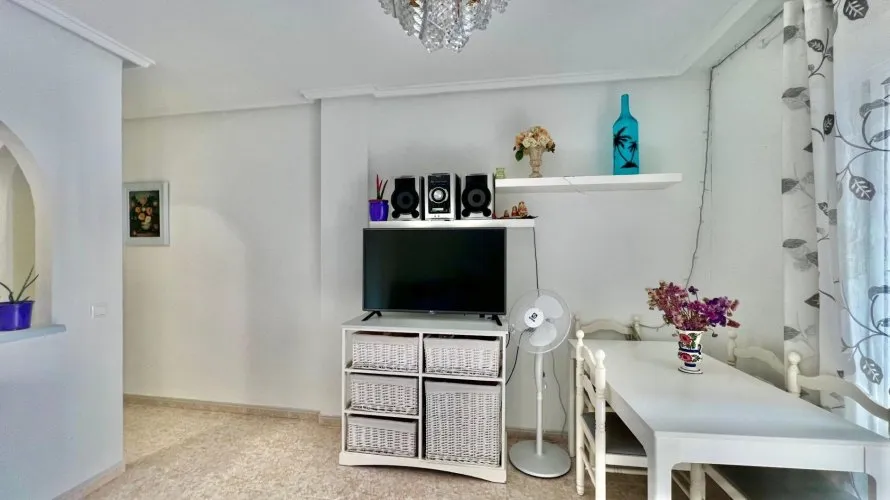 Apartamento de 1 dormitorio en Torrevieja, Spain No. 2640 № 10