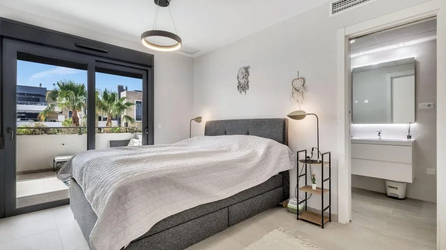 Apartamento de 98m² en La Zenia, Spain No. 2670 № 13