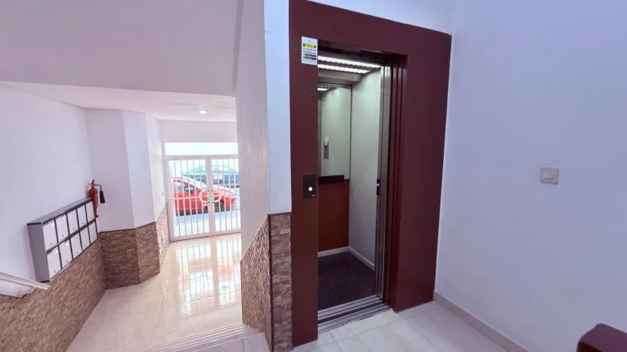 Apartamento de 1 dormitorio en Alicante, Spain No. 2555 № 3