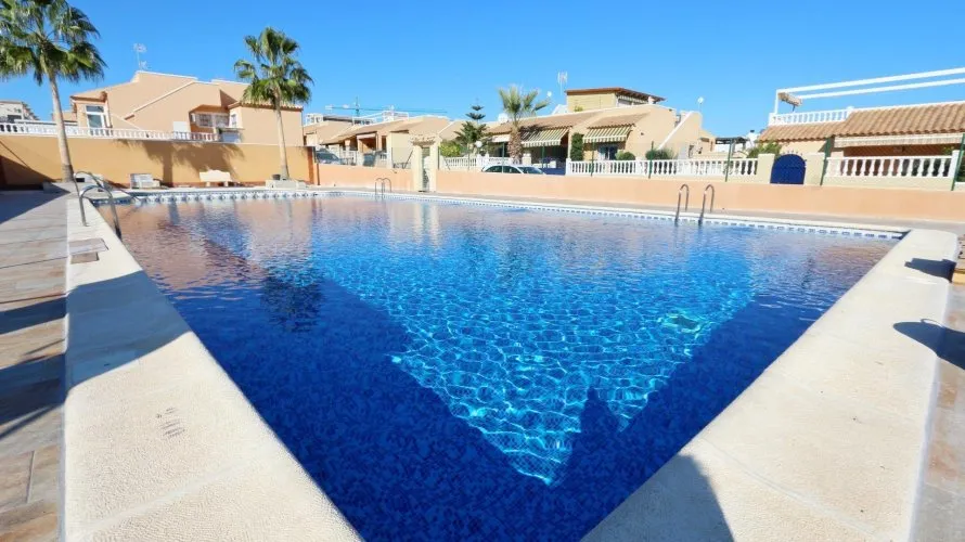 Apartamento de 1 dormitorio en Alicante, Spain No. 2520 № 14