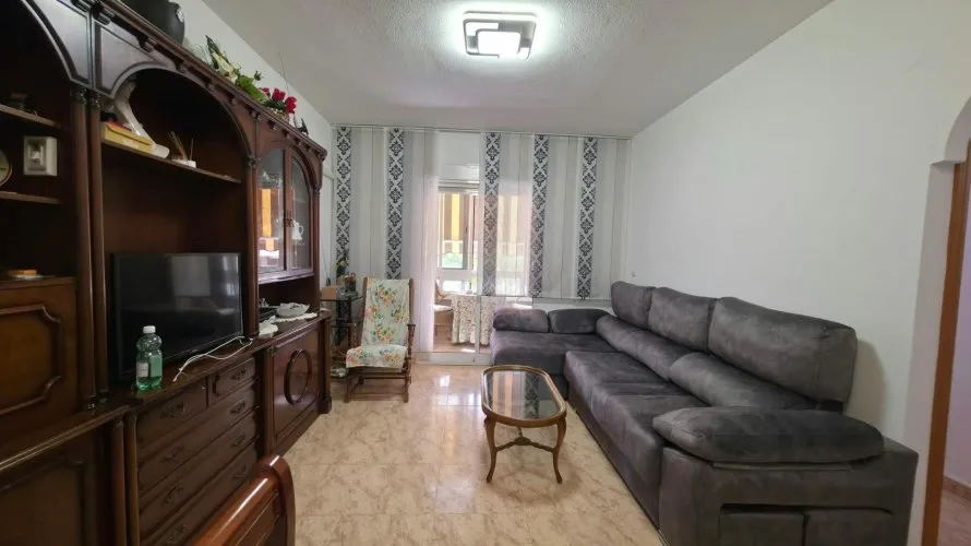 Apartamento de 3 dormitorios en Torrevieja, Spain No. 2533 № 17