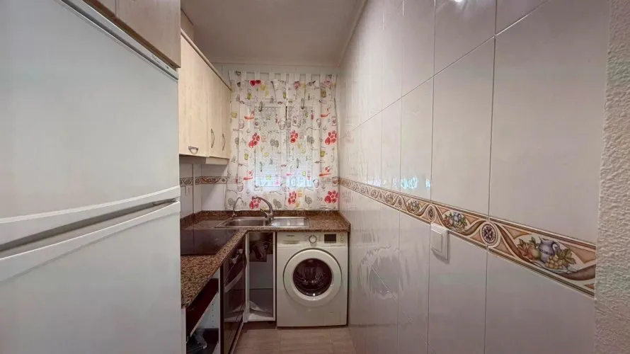 Apartamento de 40m² en Torrevieja, Spain No. 2618