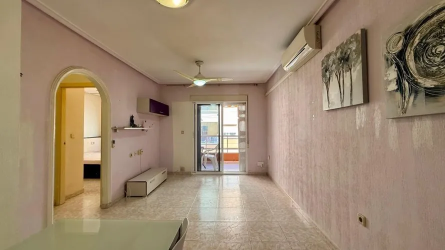 Apartamento de 2 dormitorios en Torrevieja, Spain No. 2527 № 15